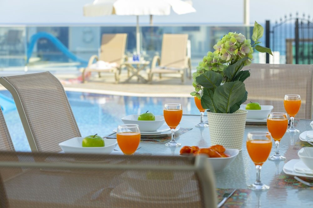 Фото Вилла Seafront Protaras Luxury Resort