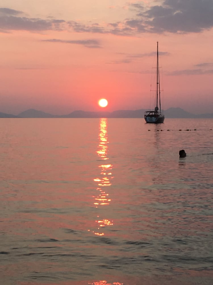 Фото Virvilis Apartments