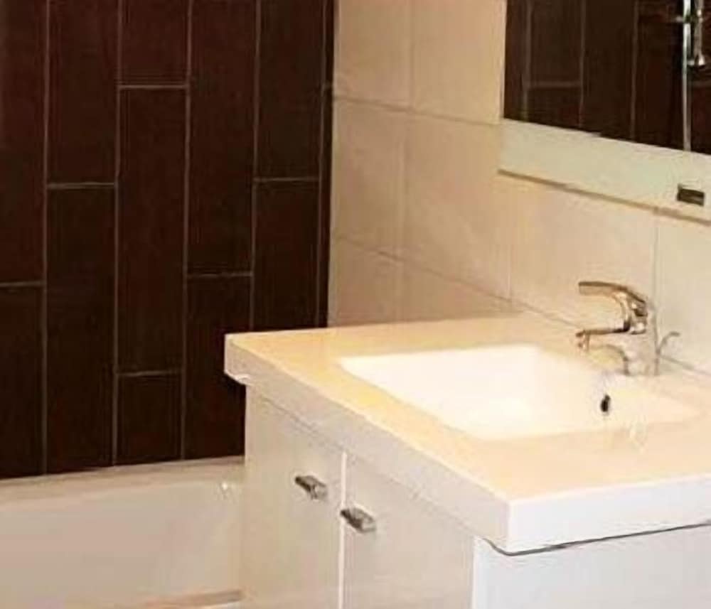 Фото Hotel La Louve