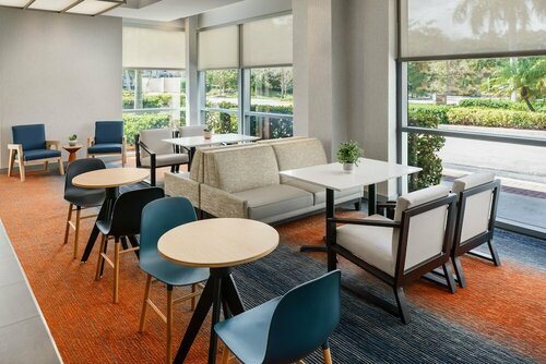 Гостиница Hyatt house Fort Lauderdale Airport & Cruise Port в Дания Бич