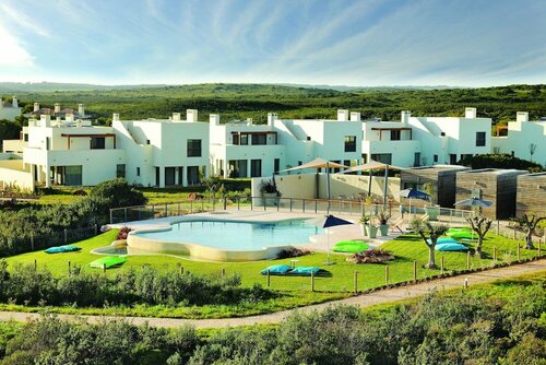 Внешний вид отеля Курортный отель Martinhal Sagres Beach Family Resort в Вила-ду-Биспо, фото 1