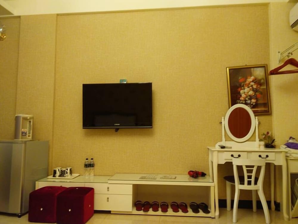 Фото Earl Holiday House