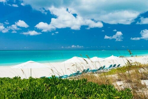 Гостиница Grandview on Grace Bay на Тёрксе и Кайкосе