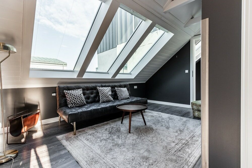 Фото Vintage Hotel Apartments