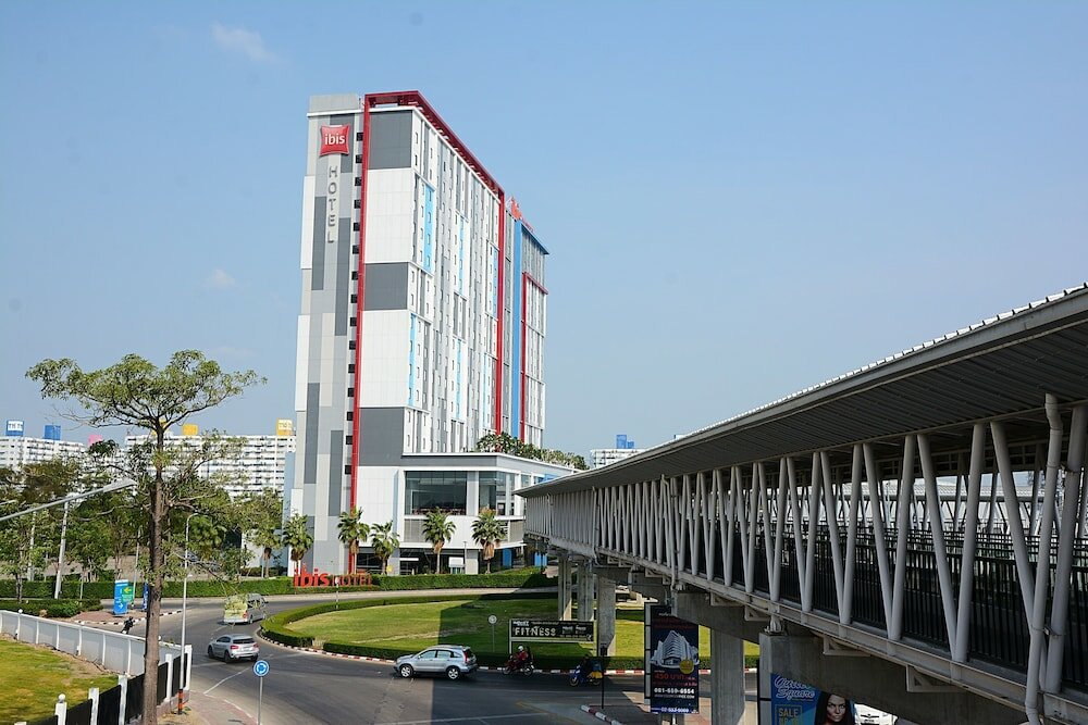 Фото Ibis Bangkok Impact