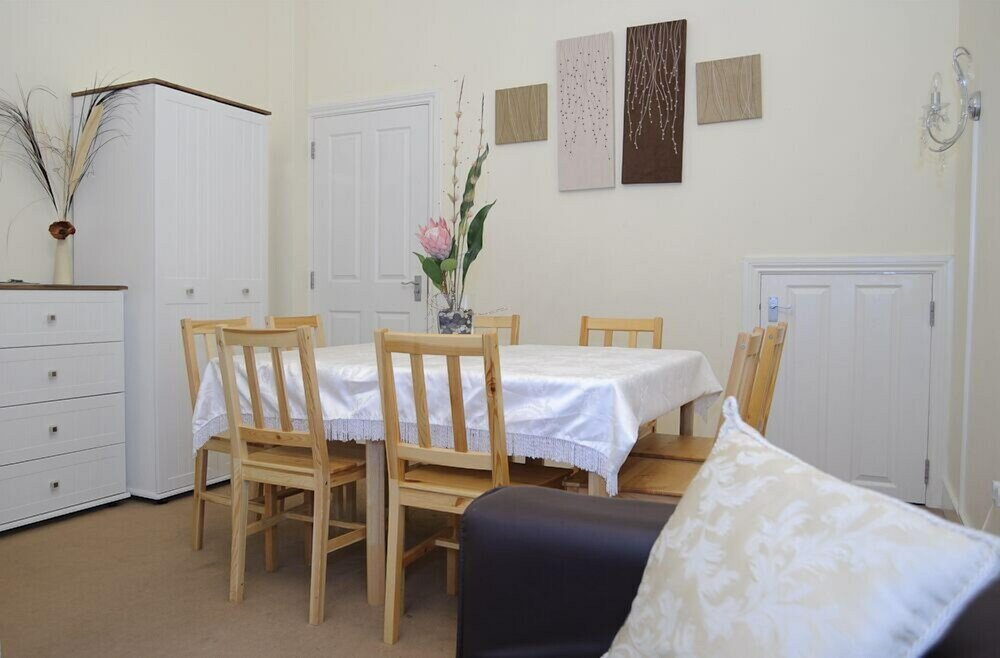 Фото Park Hall Suites