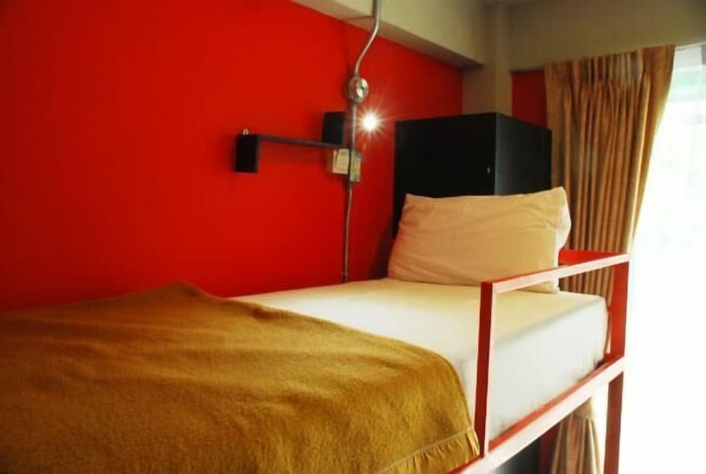 Фото Silom Art Hostel