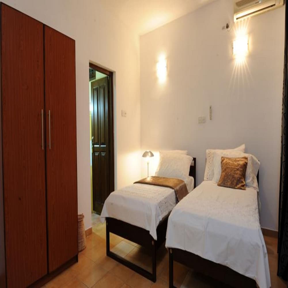 Фото Villa Colombo 7