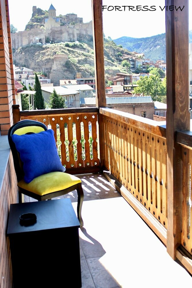 Фото Red Fox Guesthouse