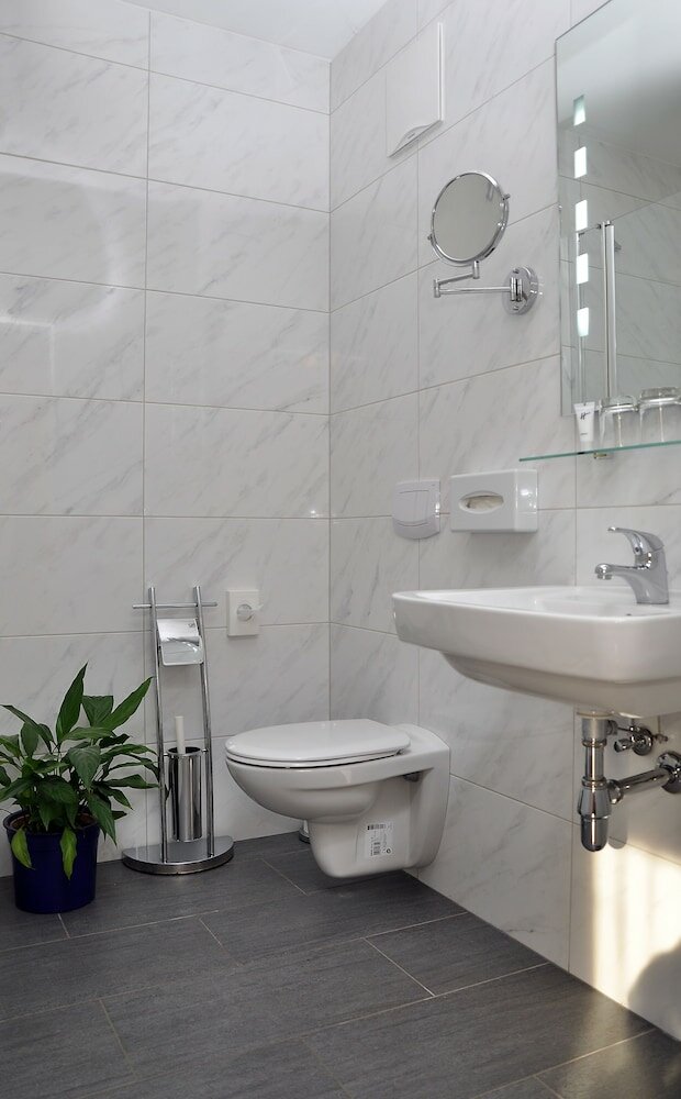 Фото Hotel Torwirt