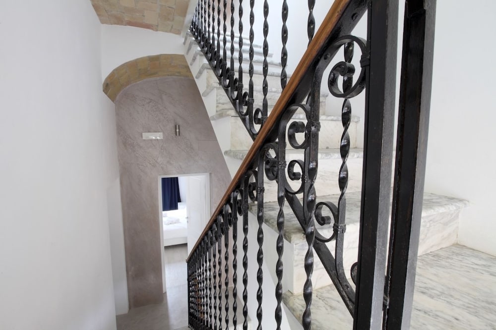 Фото Suite Maggiore