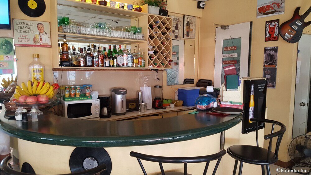 Фото Honeycomb Tourist Inn