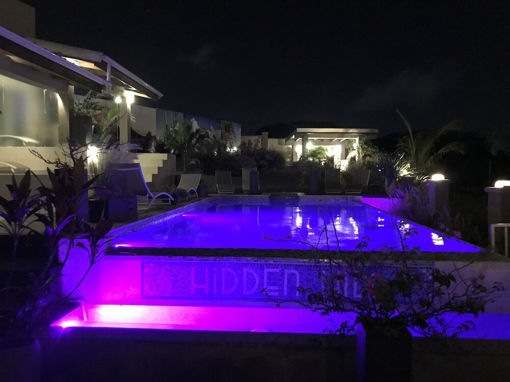 Фото Hidden Hill Condos Aruba