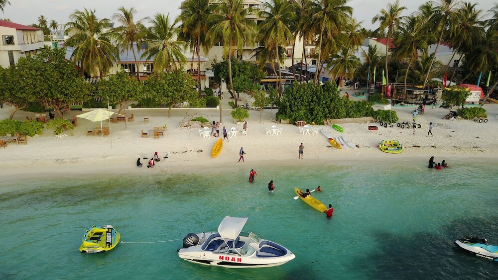 Фото отеля 2