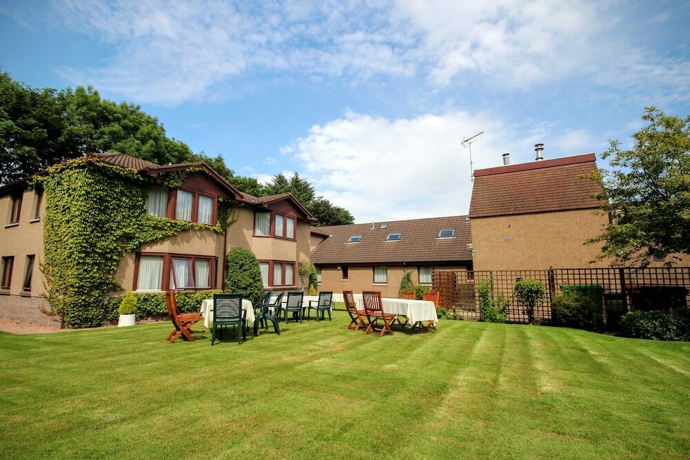 Фото Strathburn Hotel Inverurie by Compass Hospitality