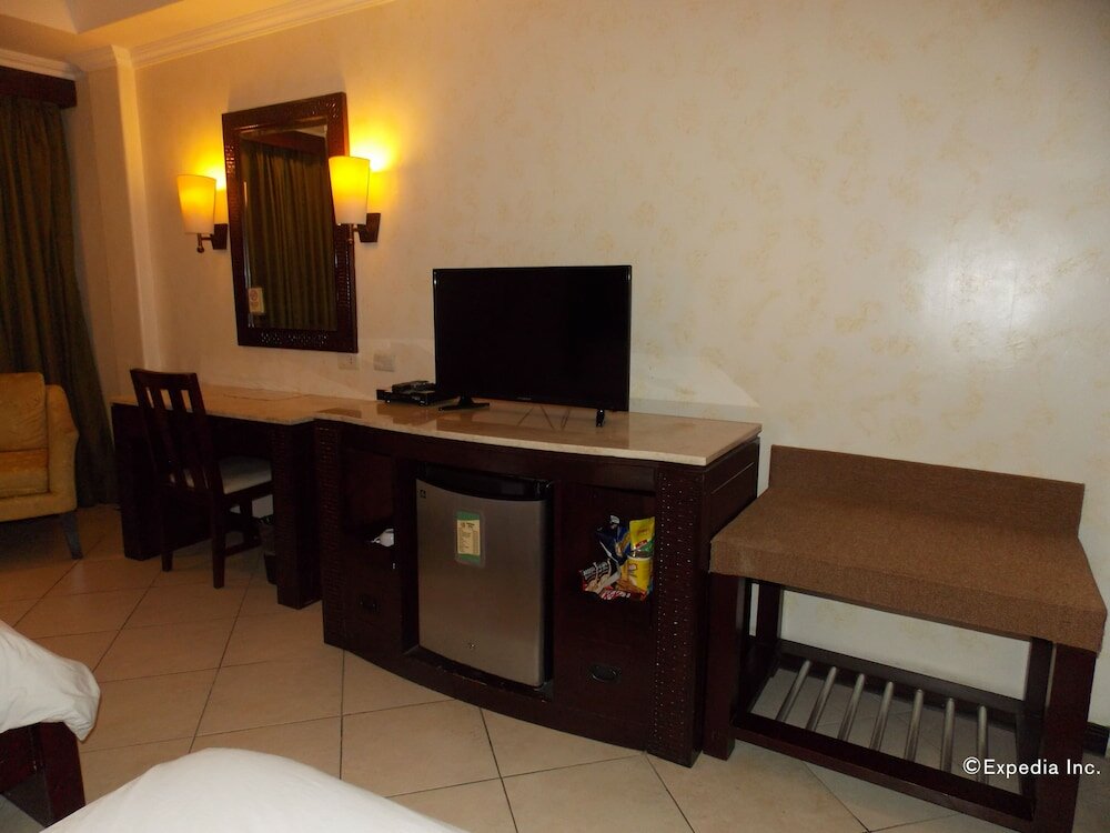 Фото Mo2 Westown Hotel Bacolod - Mandalagan