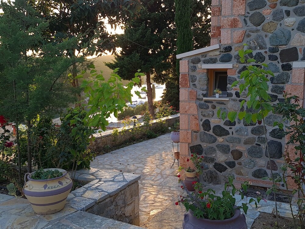 Фото Edem Studios & Apartments