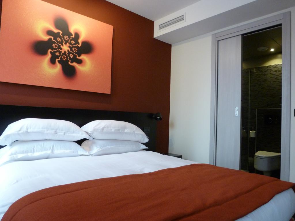 Фото Hotel Helussi