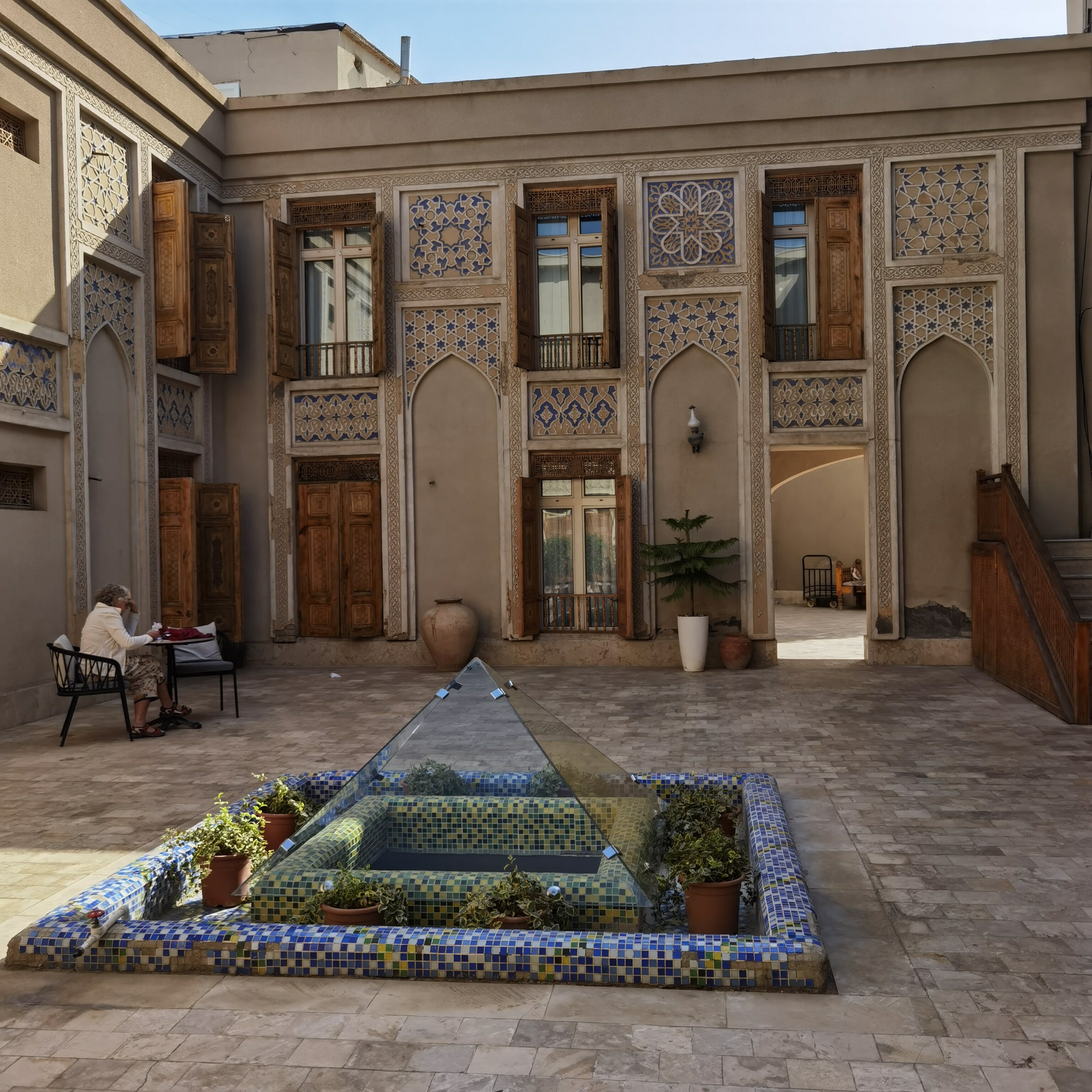 Фото Lyabi House