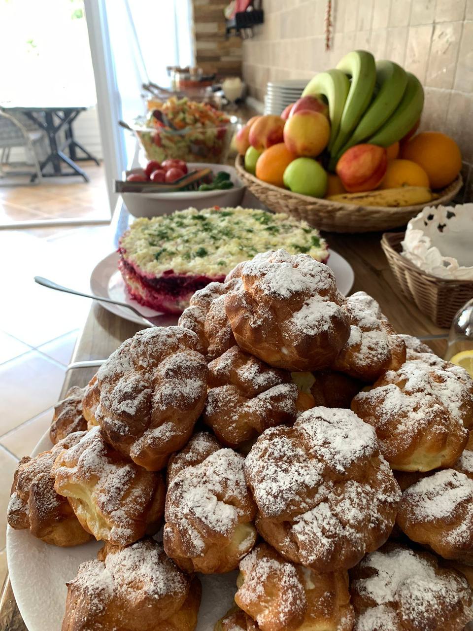 Фото Кромвель Вайт