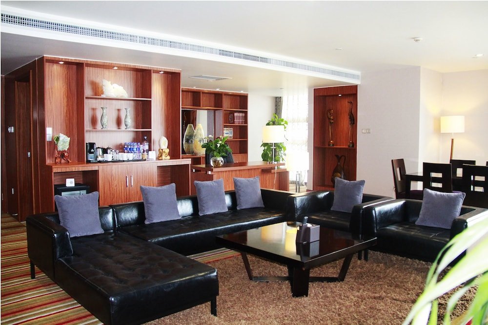 Фото Novotel Zhengzhou Convention Centre Hotel