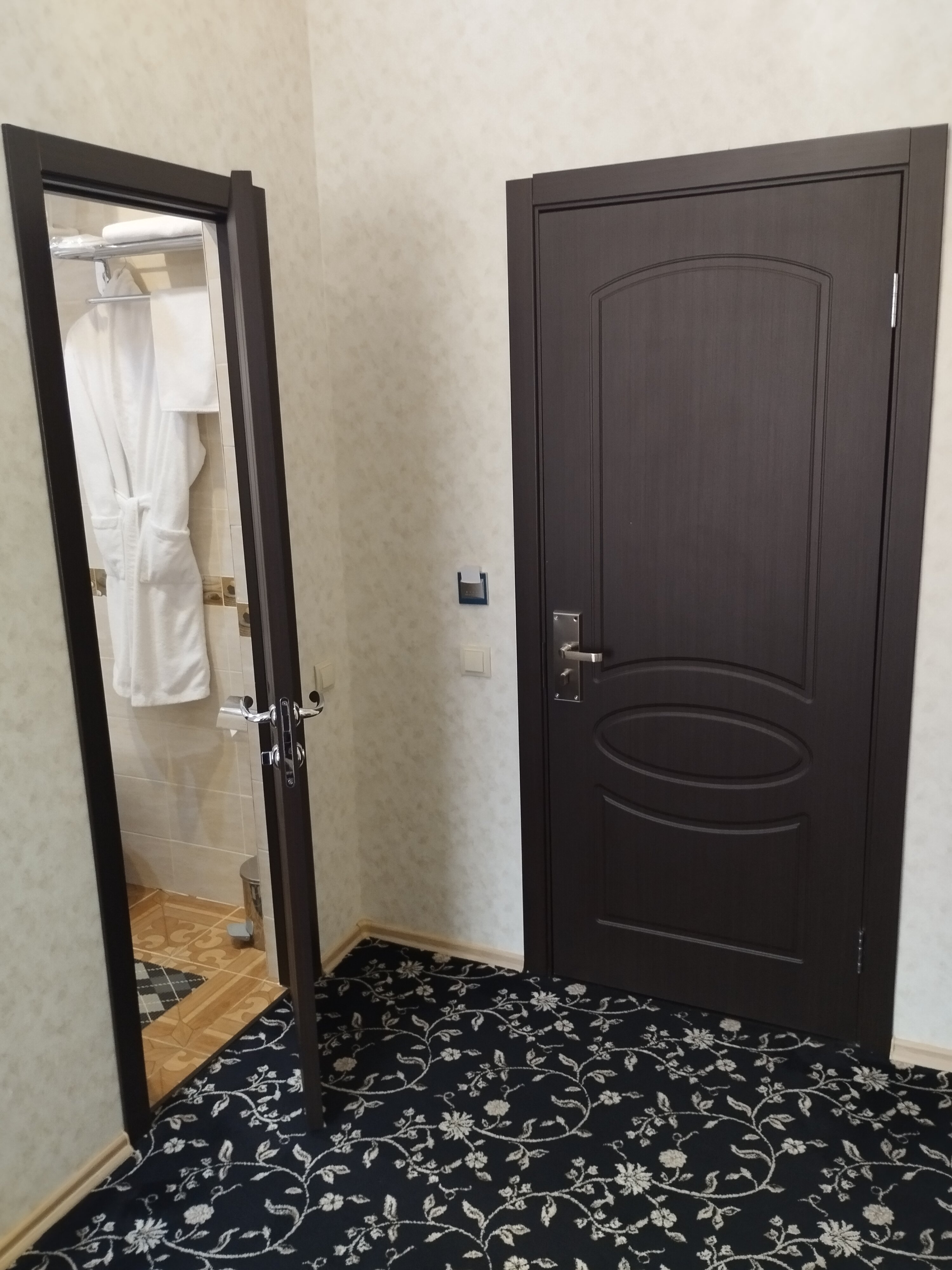 Фото Континент