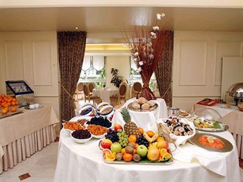 Фото Nh Geneva City