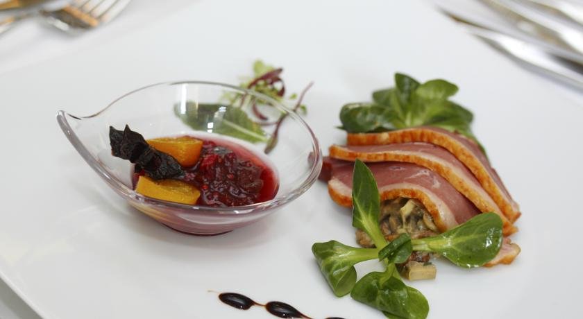 Фото Hotel Mikado - Nitra