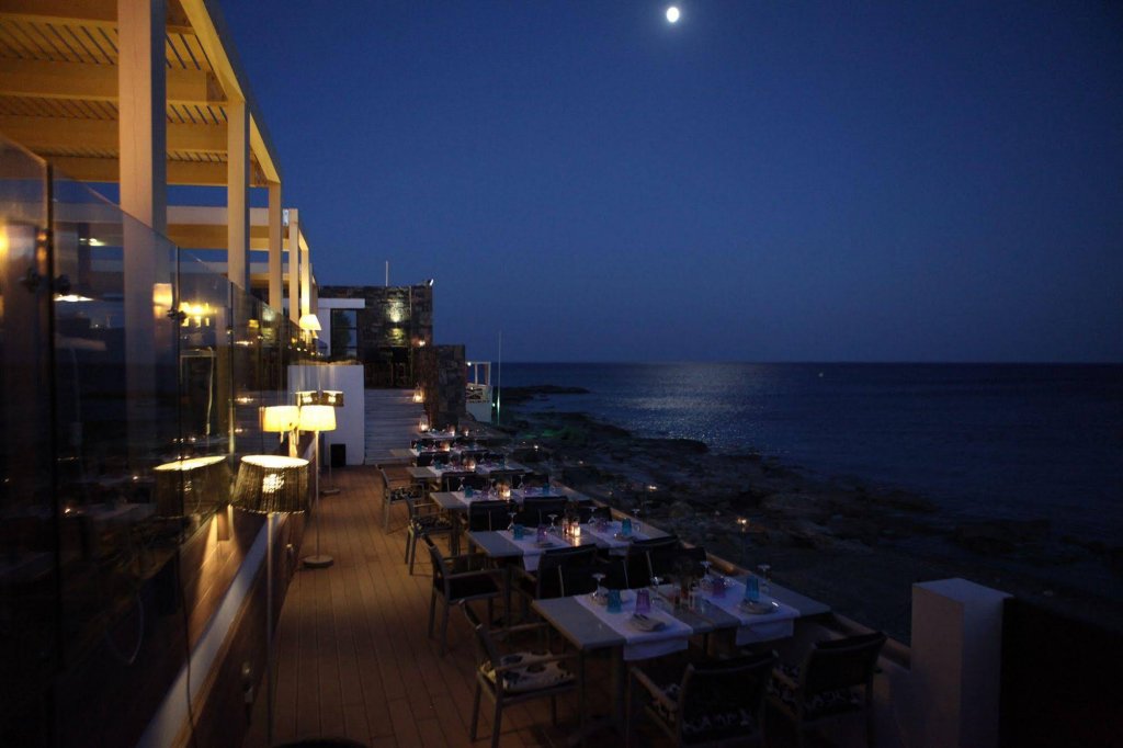 Фото Petra Mare Hotel