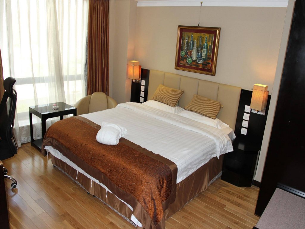 Фото Ac Embassy Hotel