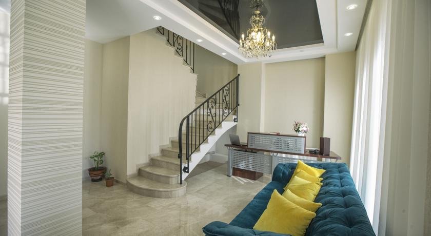 Фото Отель Golden Nugget Tbilisi