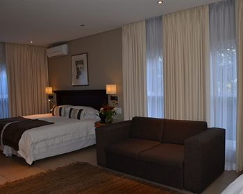 Фото Lemoenkloof Guest House