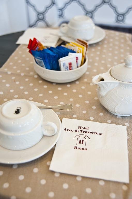 Фото Hotel Arco Di Travertino