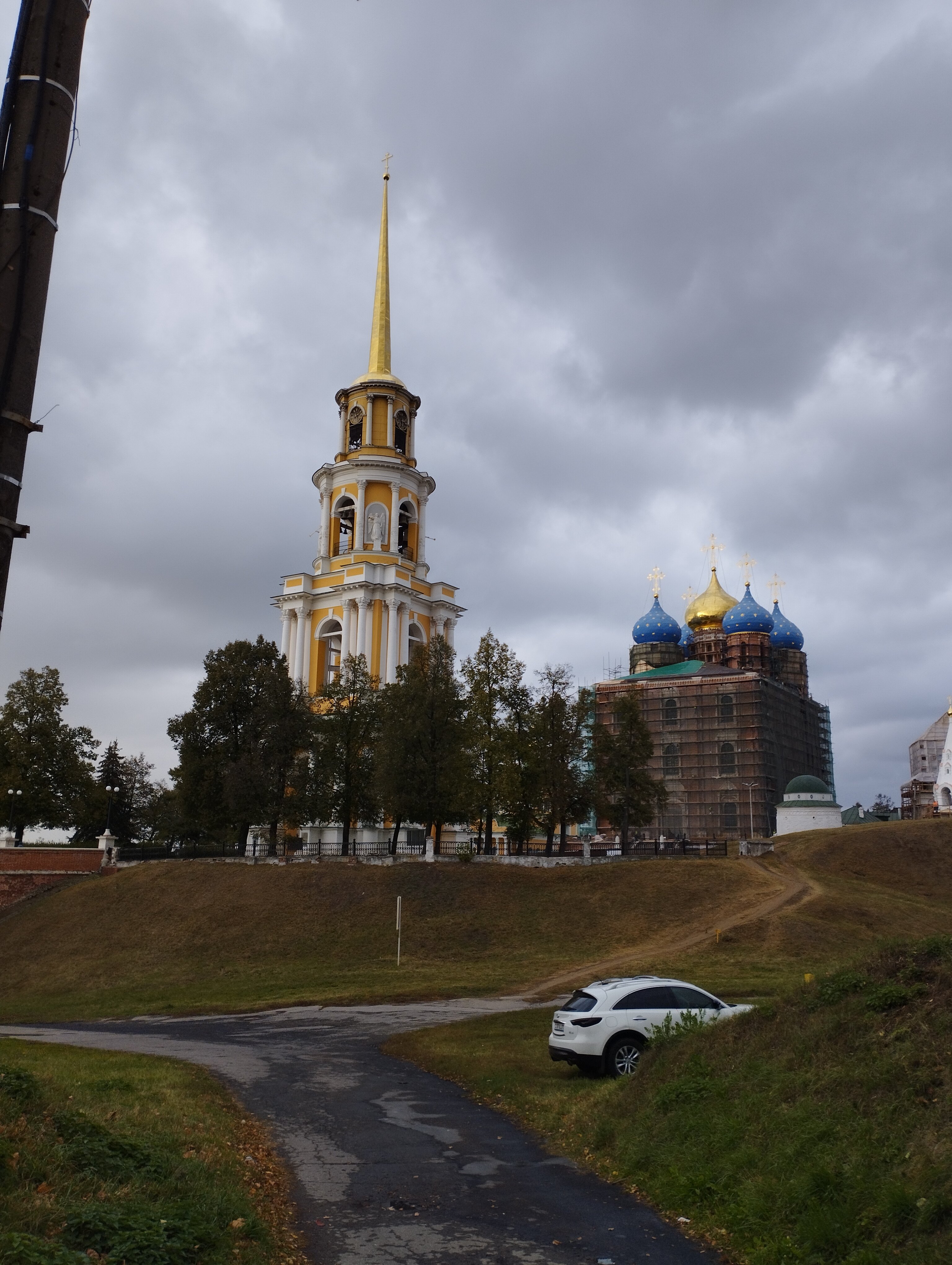 Фото Конюшенный двор