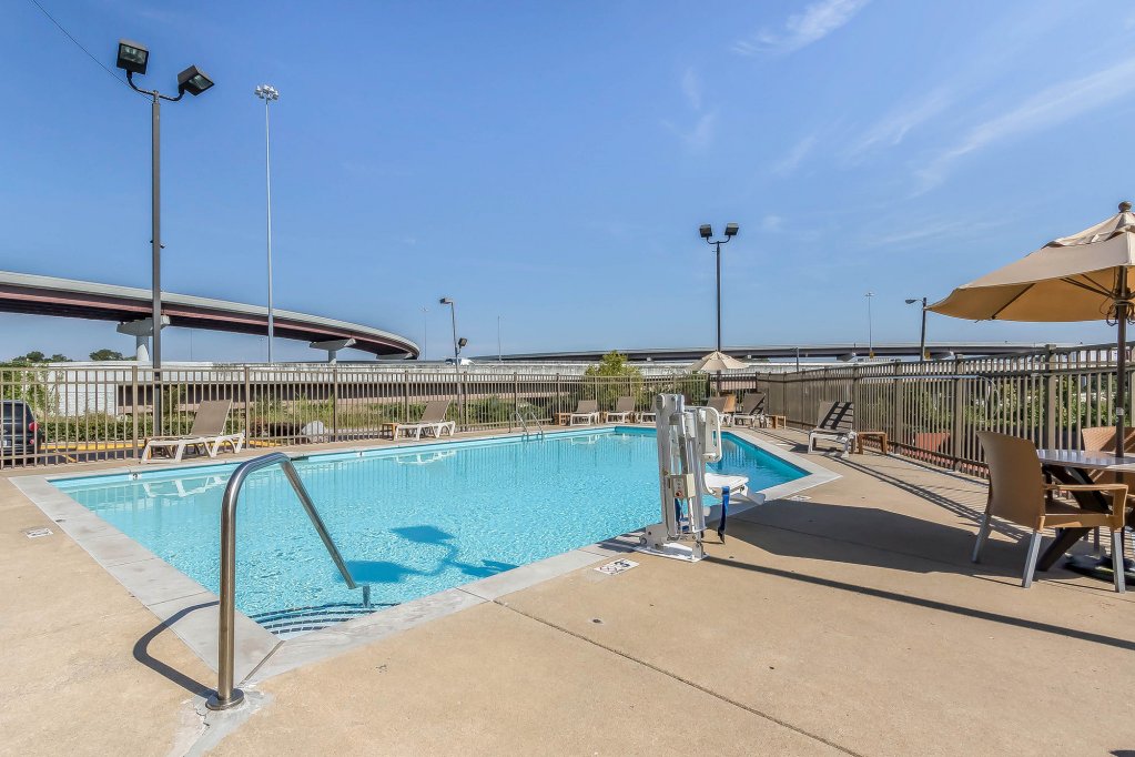 Фото Comfort Inn Nashville West