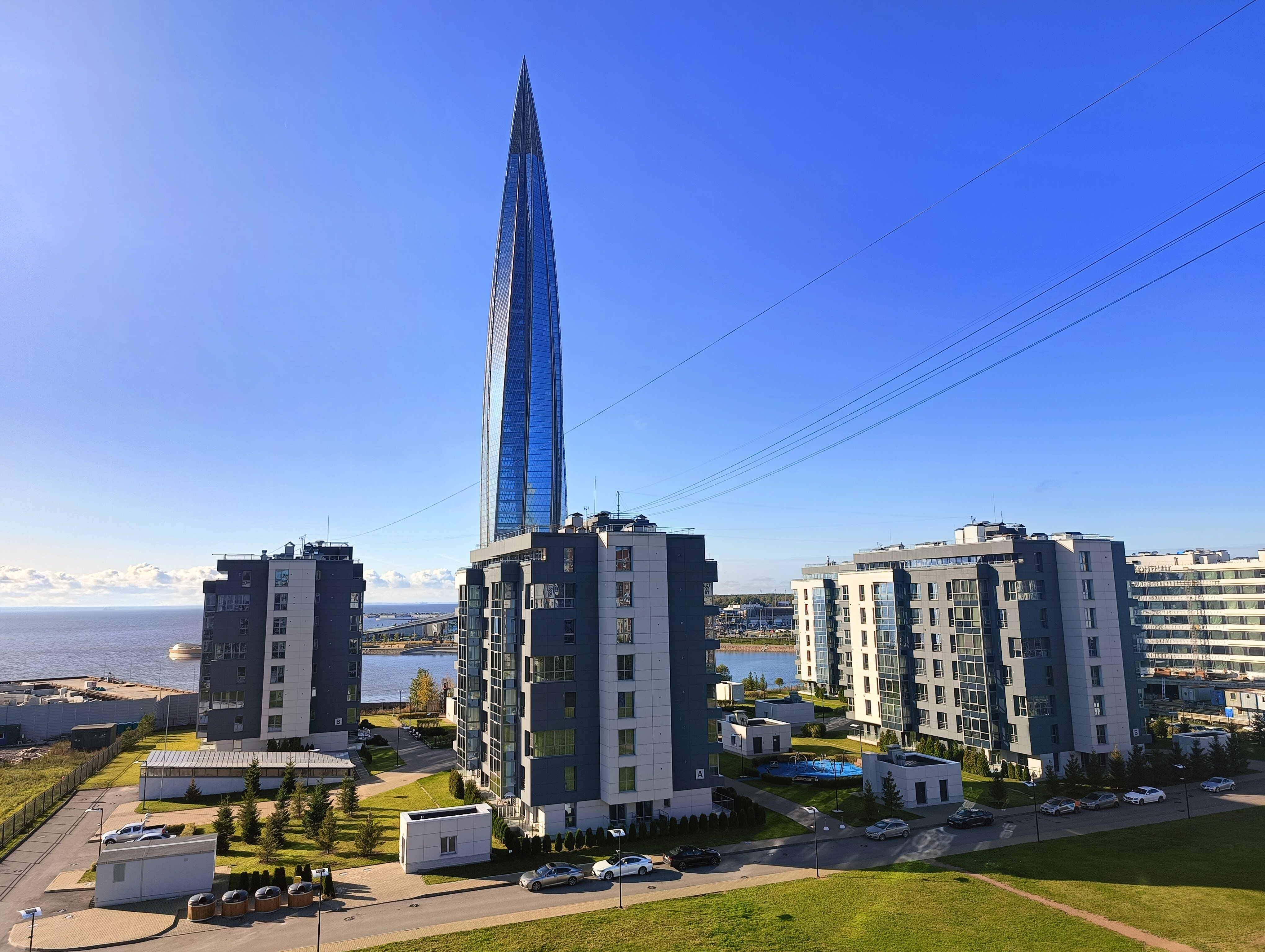 Фото Lahta Plaza