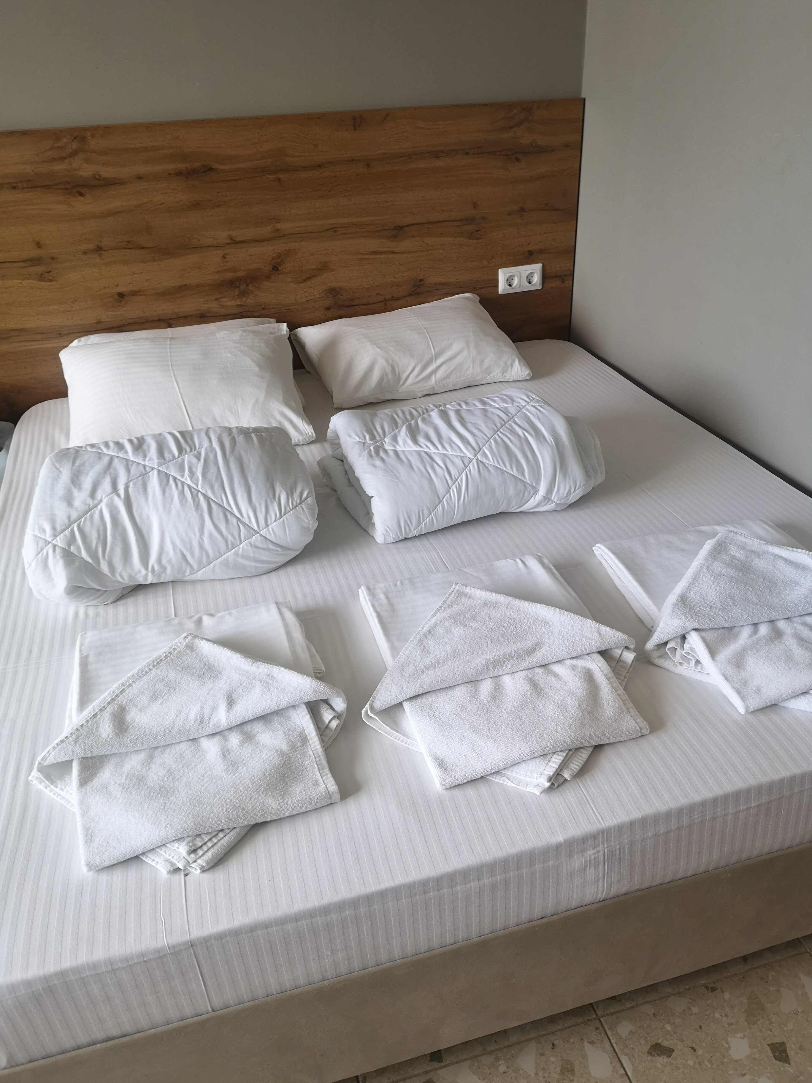 Фото Отель Napra