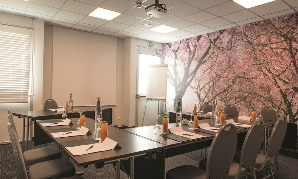 Фото Отель Inn Design Paris Saint Quentin