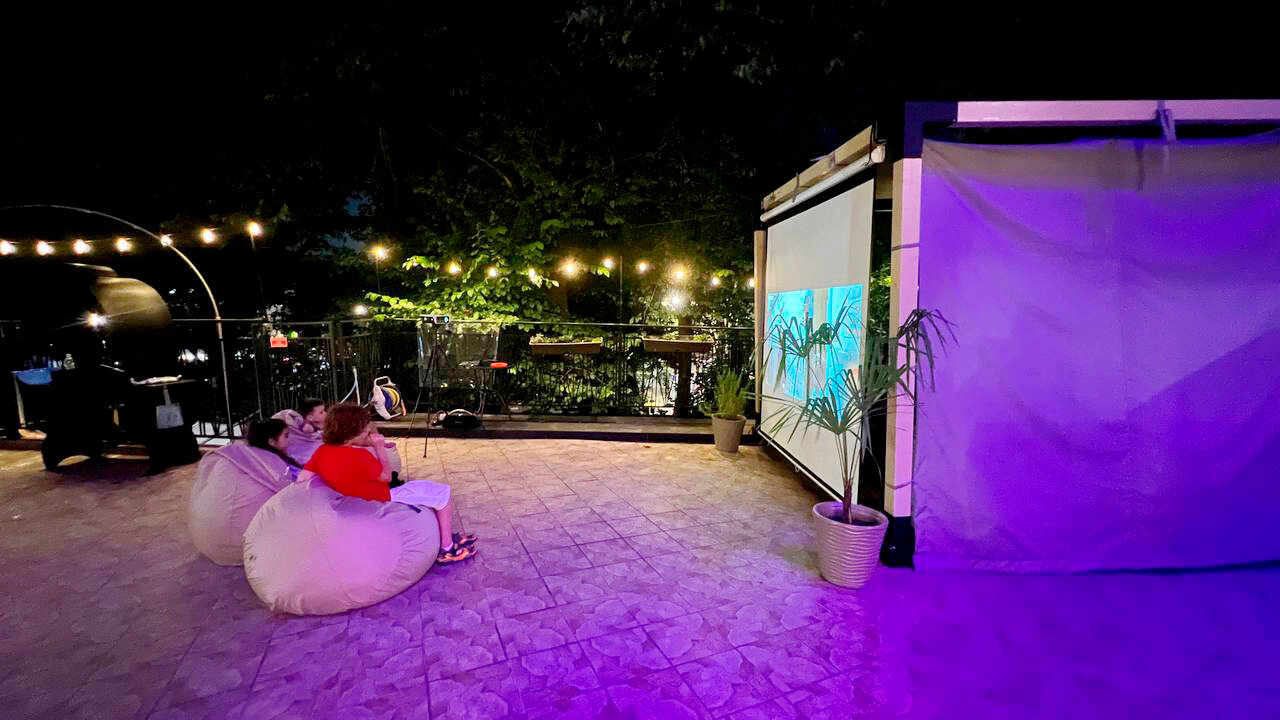 Фото Современник