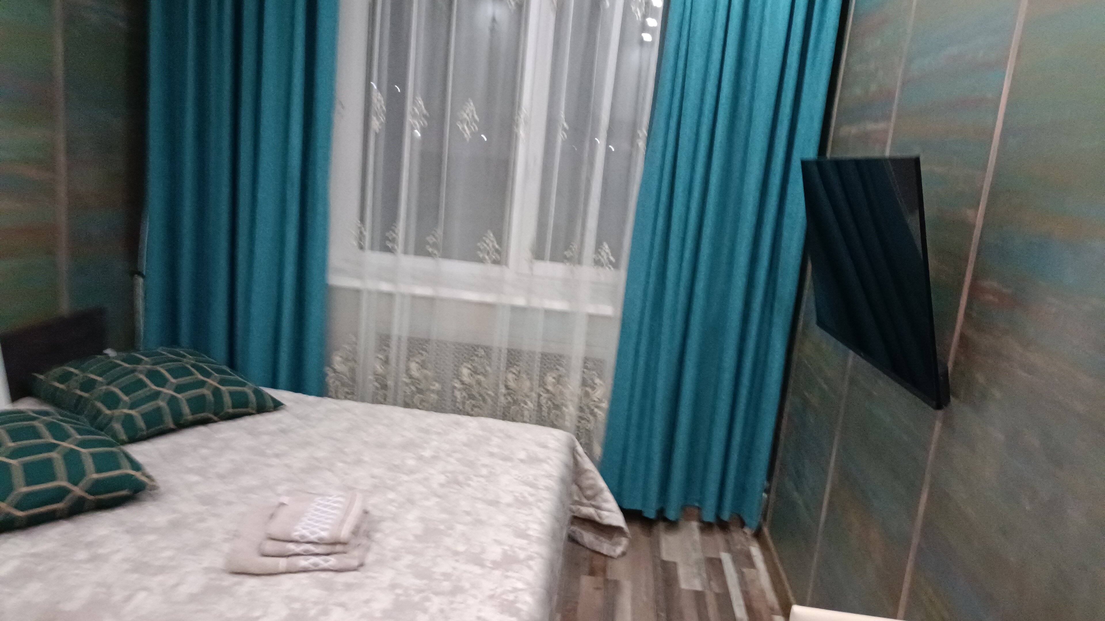 Фото Отель Люкс