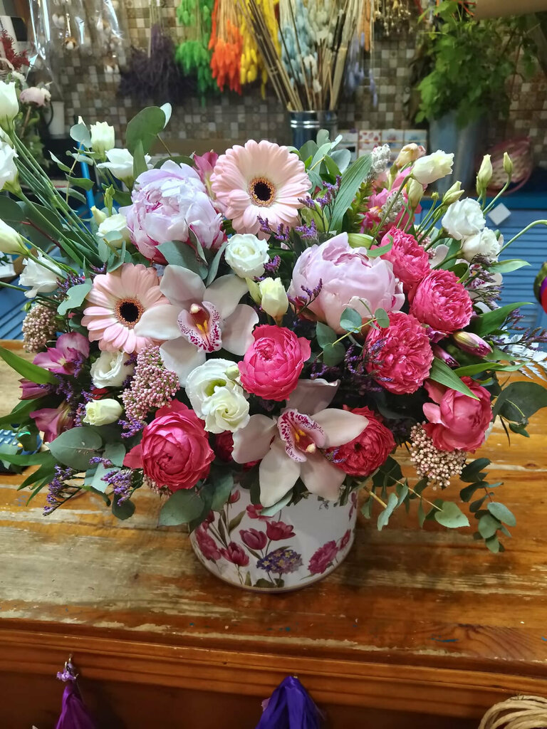 Floristeria Salon Tsvetov Eliseyskie Polya, , foto