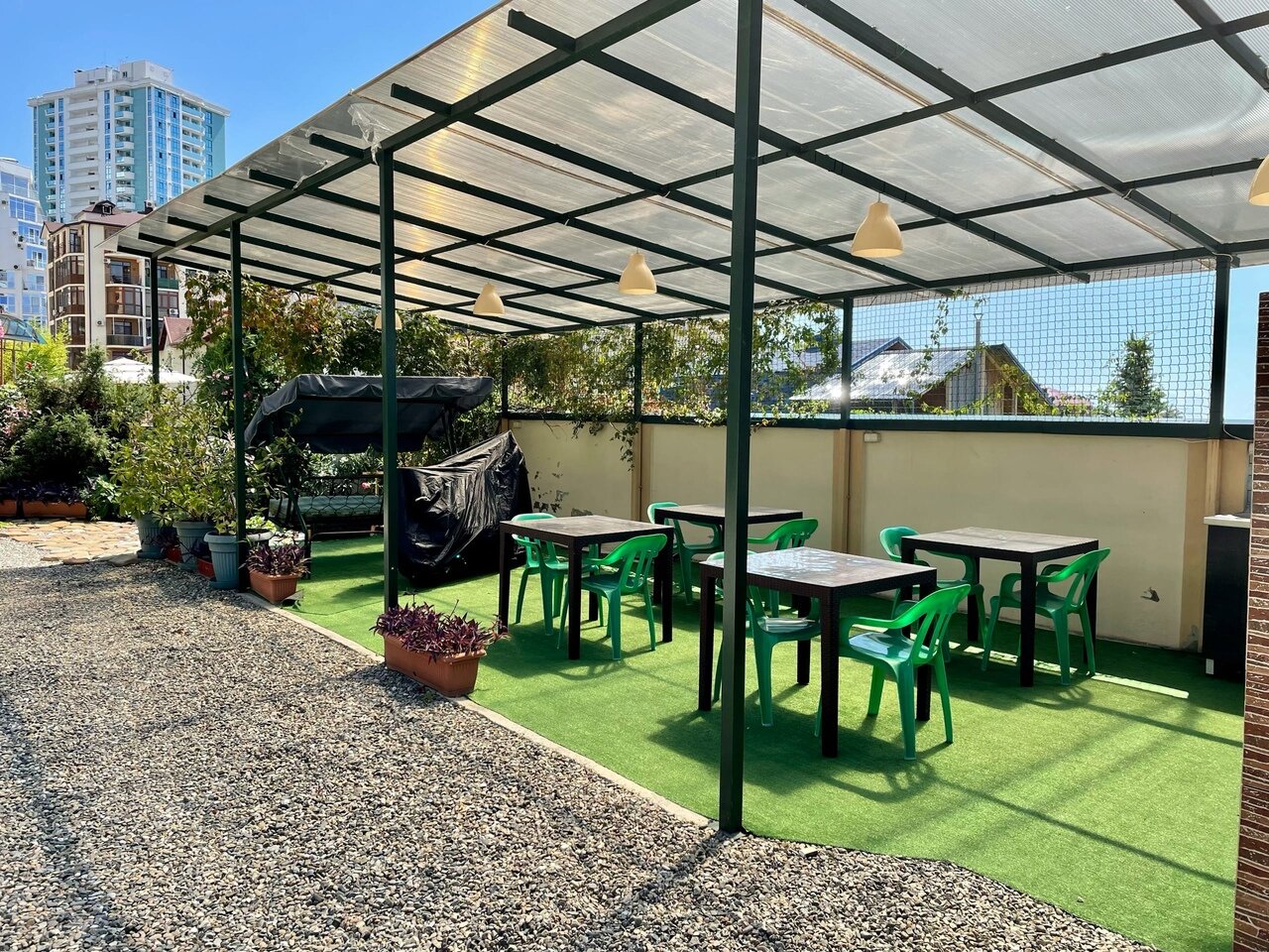 Фото отеля 2