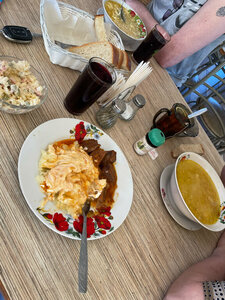 У Рогозы (Volgograd Region, Kalachyovskiy rayon, R-260, 88-y kilometr), cafetería