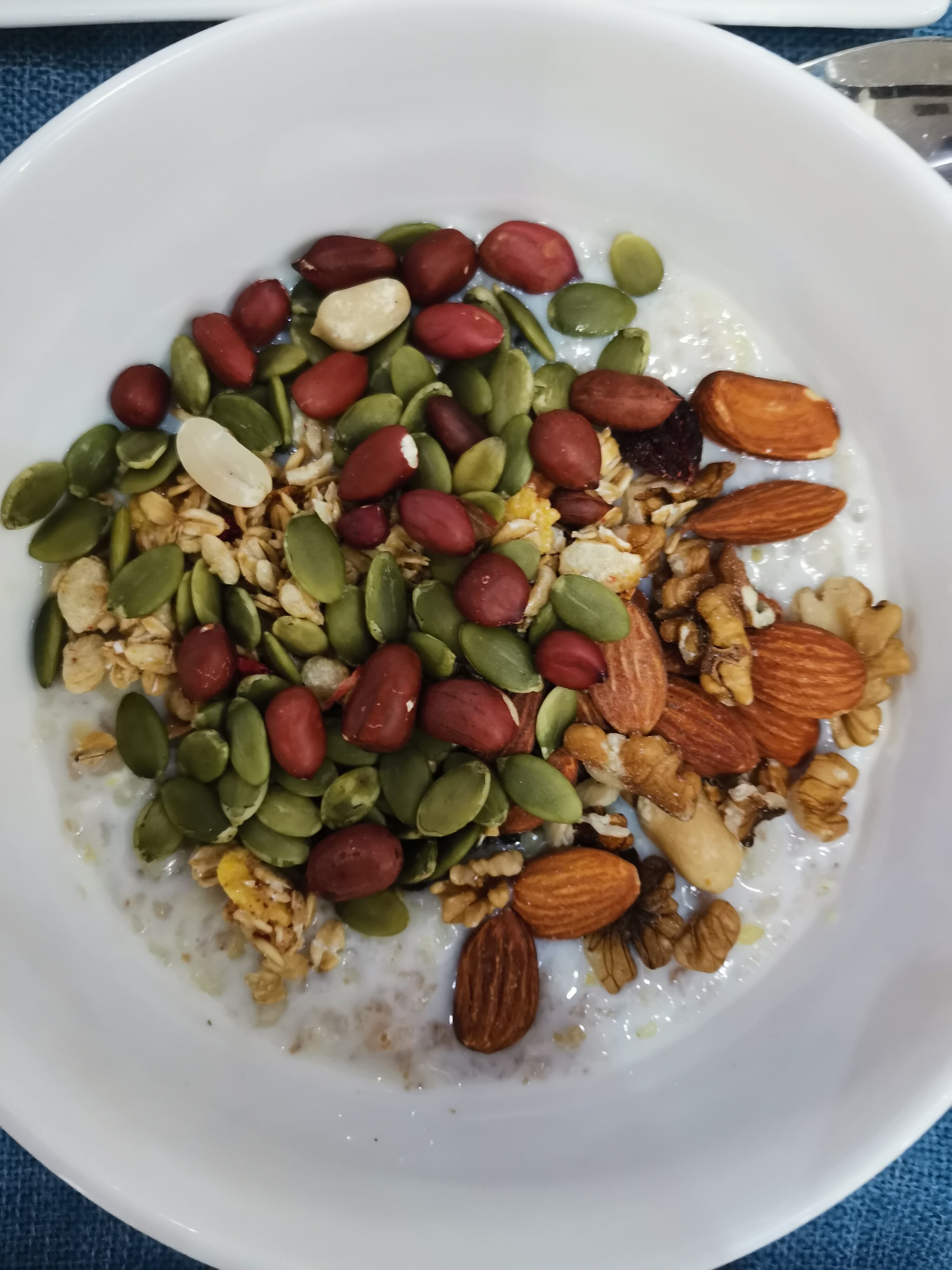 Фото Madison Ave Hotel Bishkek