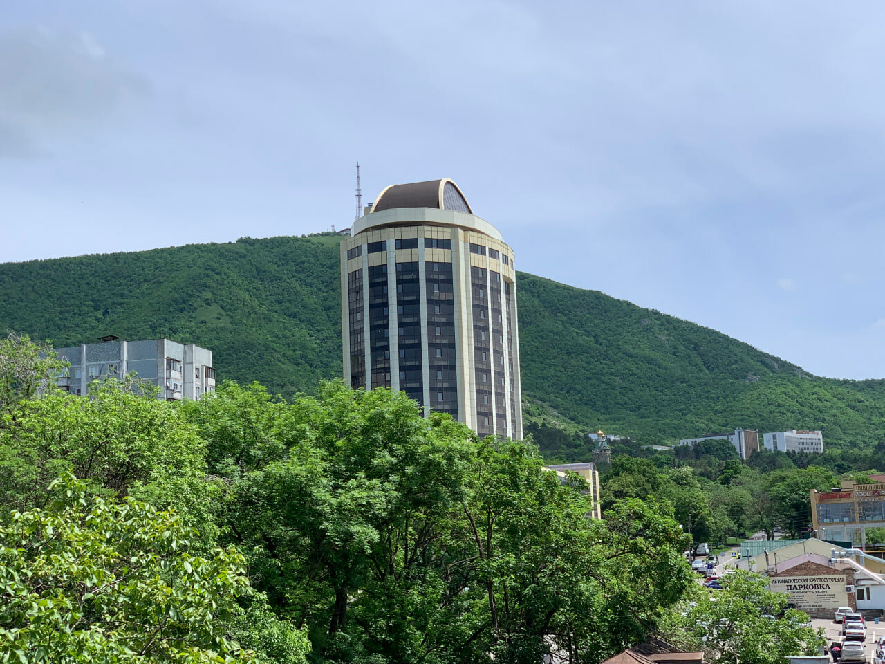 Фото отеля 2