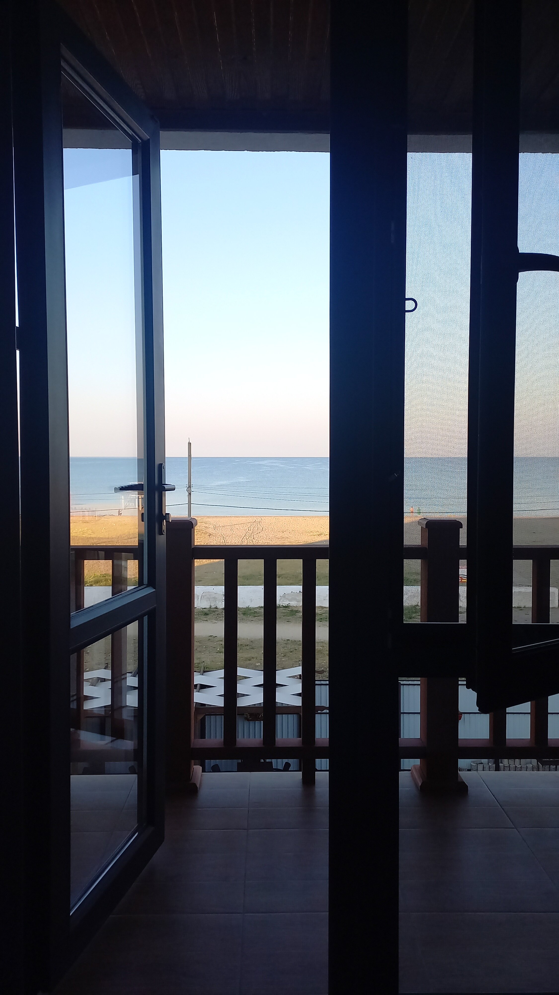 Фото Солнечный