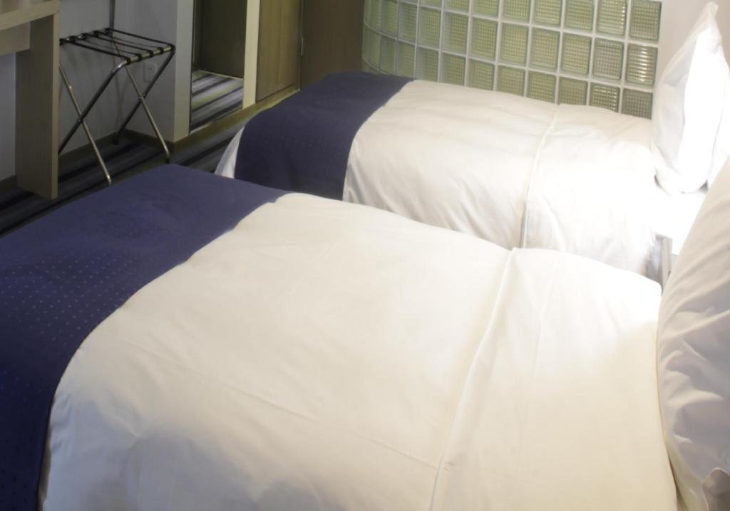 Фото Holiday Inn Express Shanghai New Jinqiao