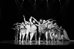 Вверх ногами (L'va Tolstogo Street, 3), escuela de baile