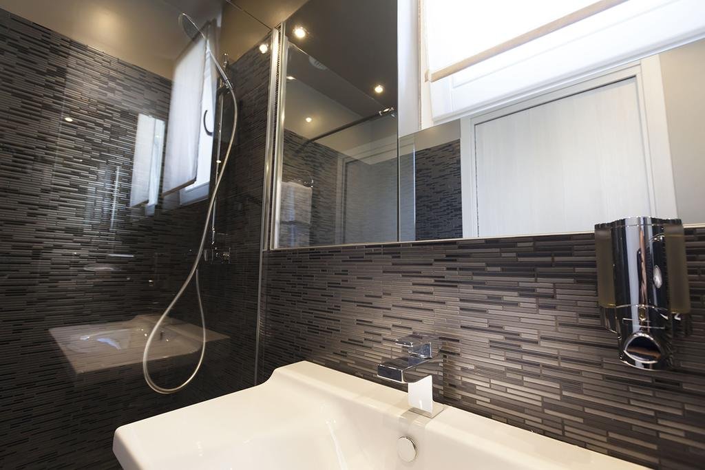 Фото Hotel Helussi