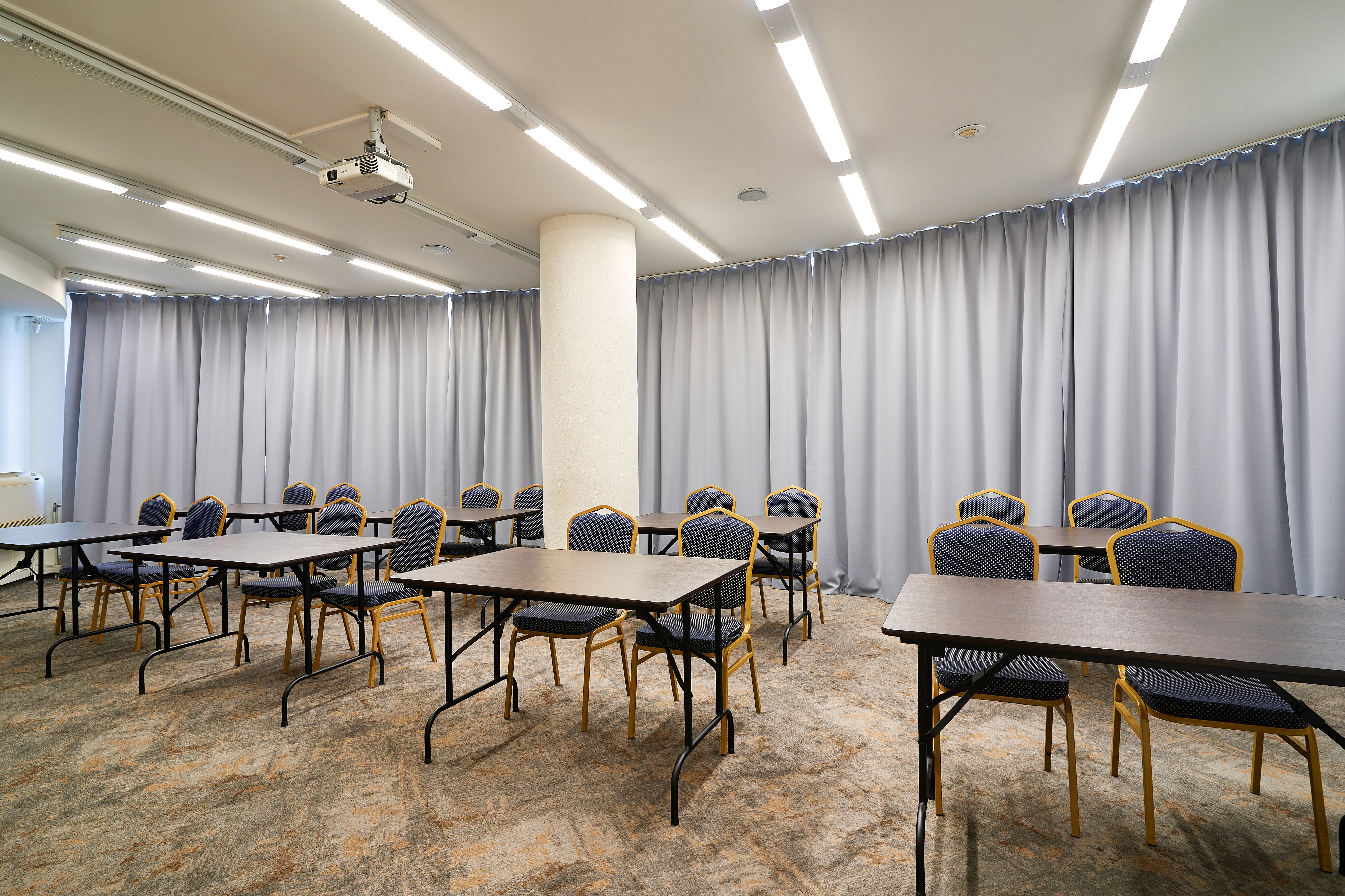 Фото Вознесенский